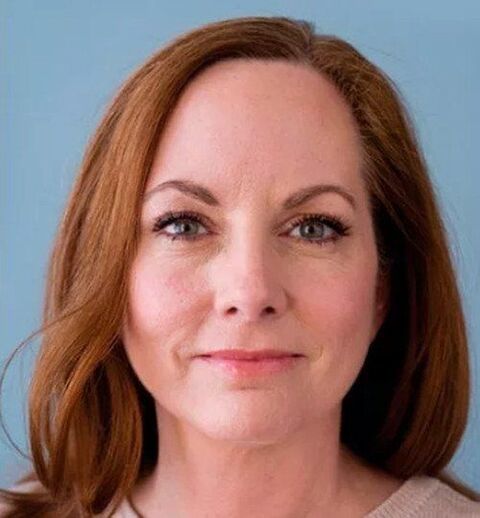 Despois de que a cara de Joanna usase a crema Eudalie, transfórmase